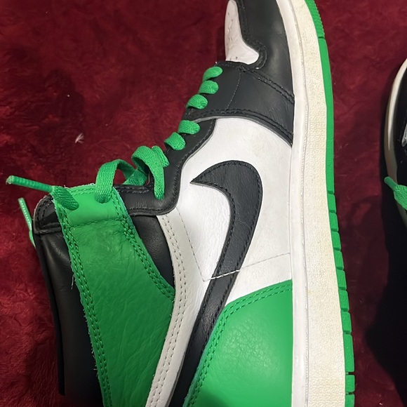 Size 8.5 - Air Jordan 1 Retro OG High Lucky Green - Picture 2 of 11